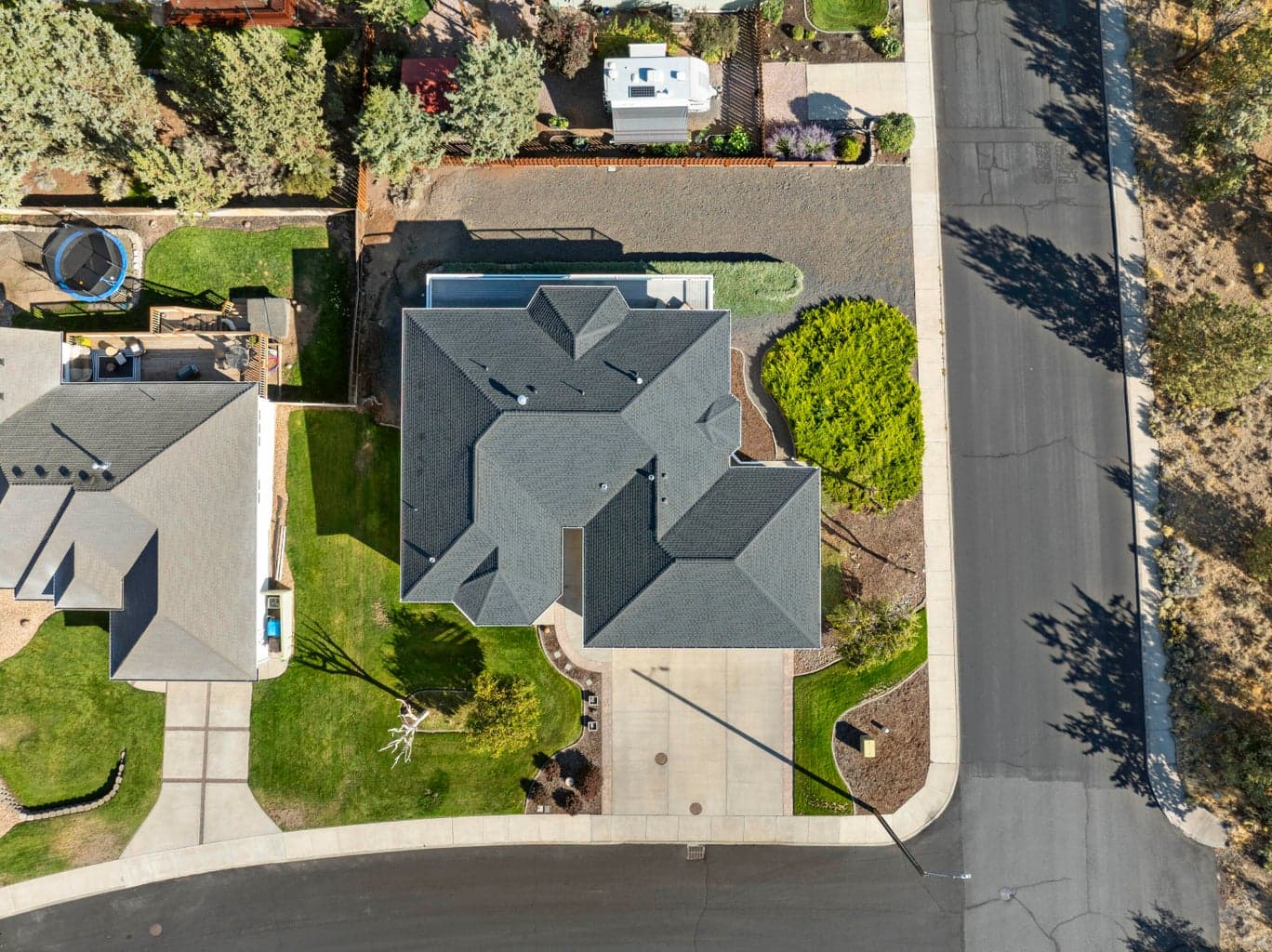 Photo of 3735 SW Timber Avenue 44 of 46