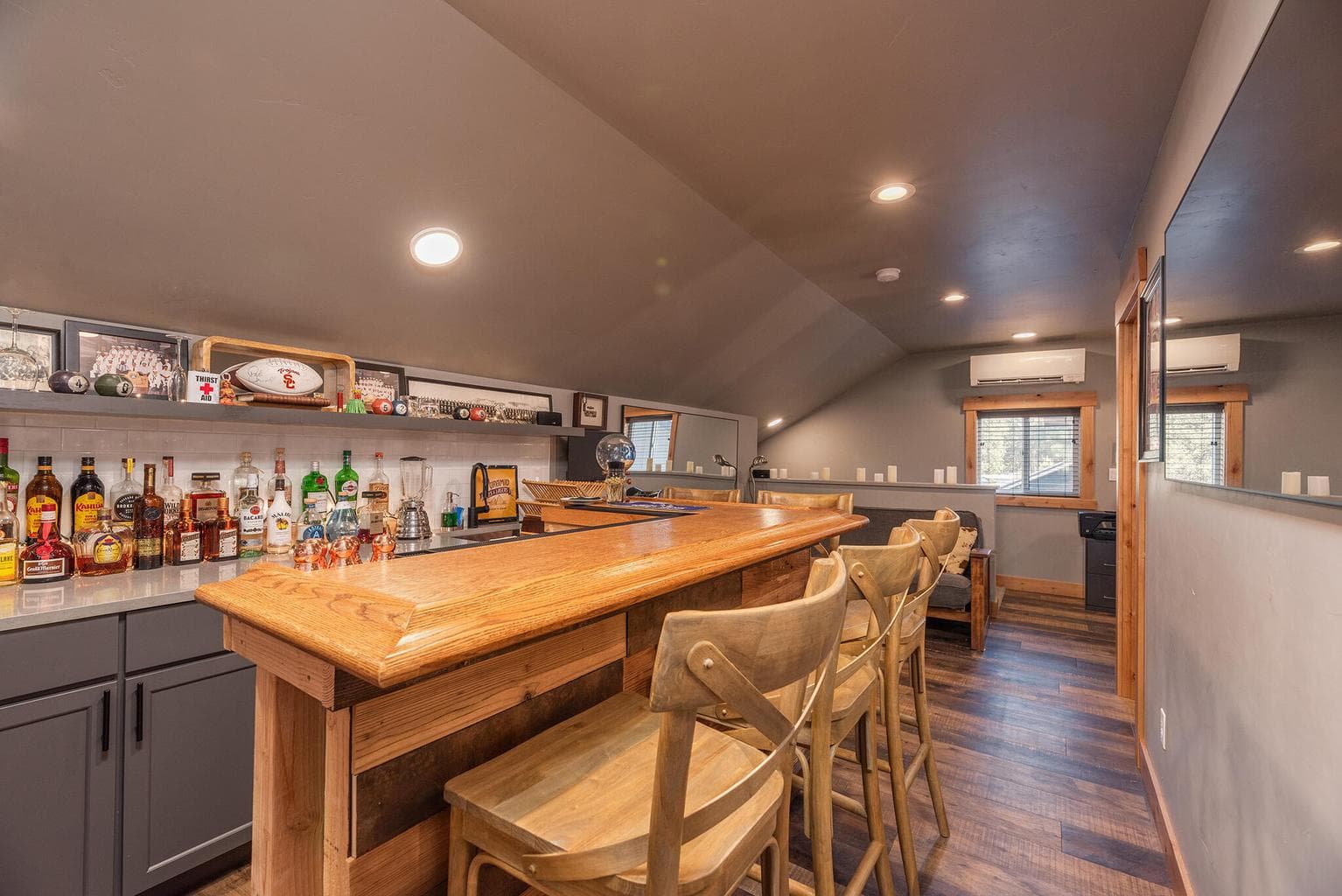 Photo of 930 E Desperado Trail 23 of 35