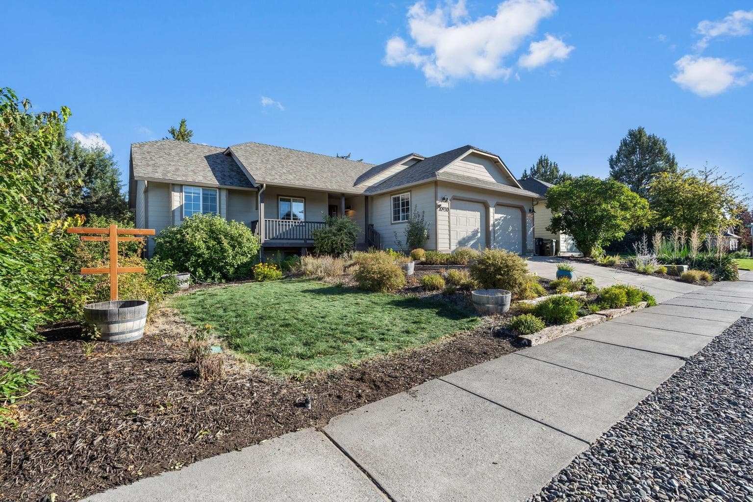 Photo of 20930 Spinnaker Street 7 of 35