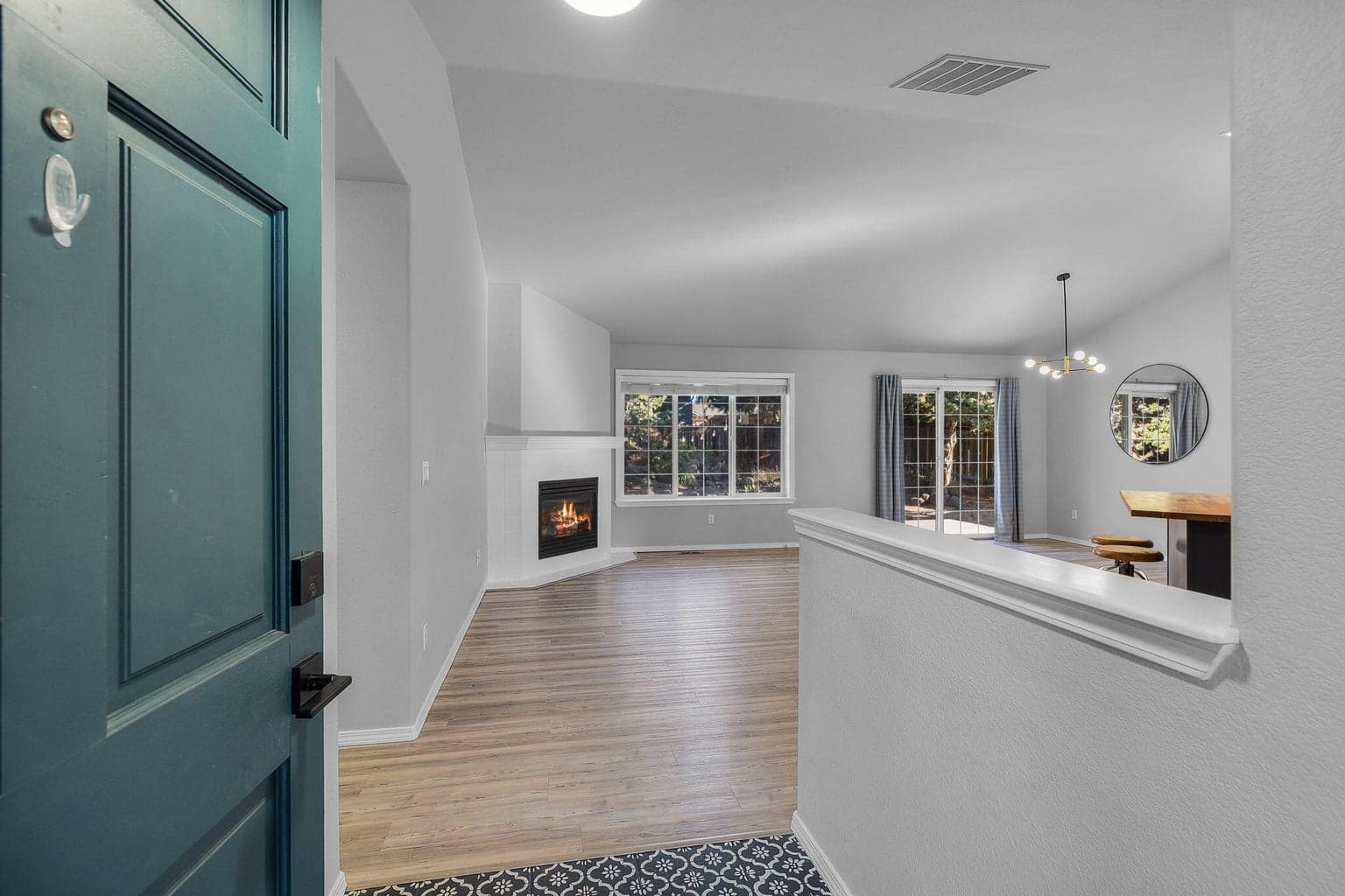 Photo of 20930 Spinnaker Street 9 of 35