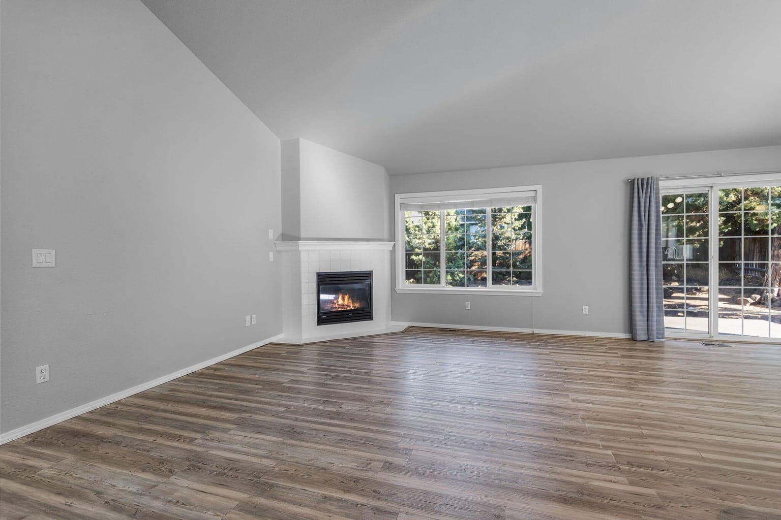 Photo of 20930 Spinnaker Street 15 of 35