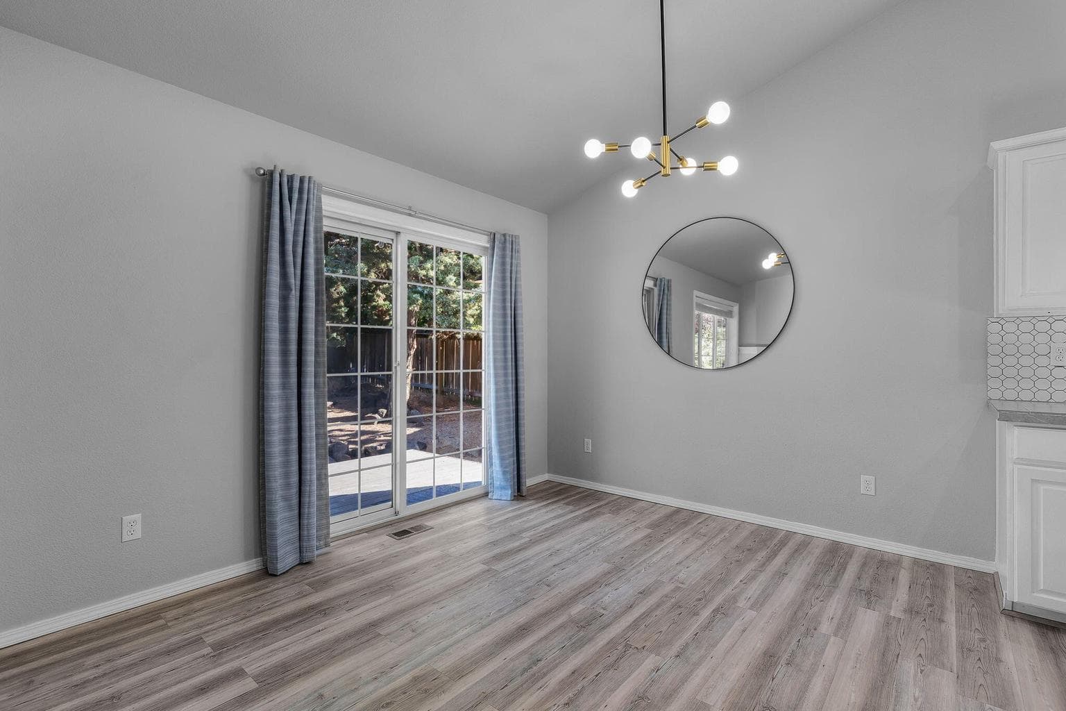 Photo of 20930 Spinnaker Street 17 of 35