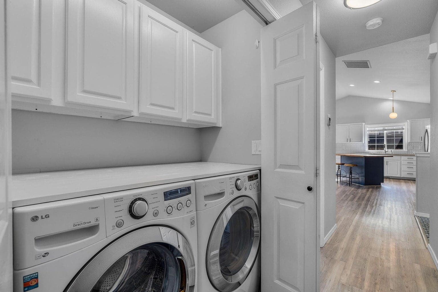 Photo of 20930 Spinnaker Street 27 of 35