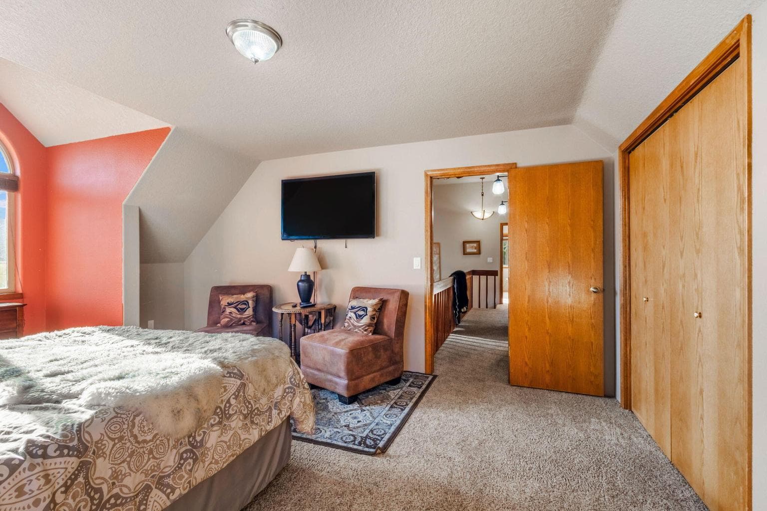 Photo of 391 NE Marmot Lane 16 of 42