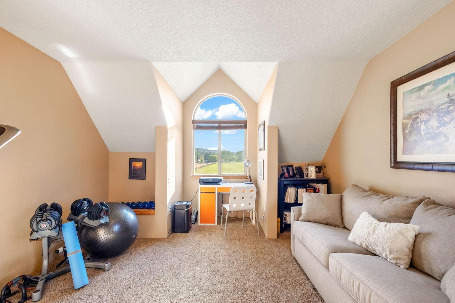 Photo of 391 NE Marmot Lane 20 of 42