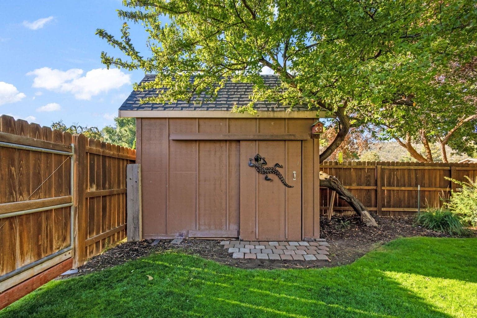 Photo of 391 NE Marmot Lane 34 of 42