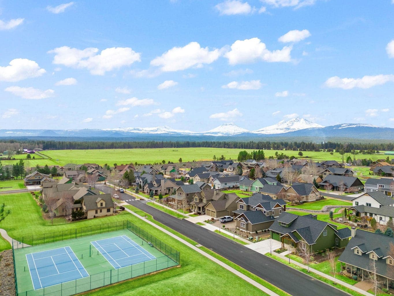 Community pool, hot tub, sports courts, clubhouse & trails