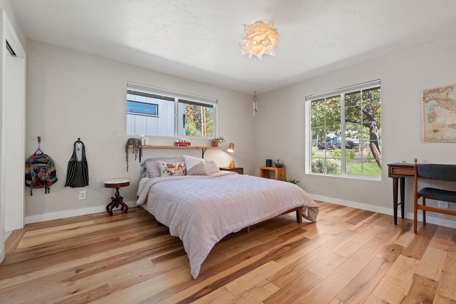 Photo of 1225 NE 9th Street 33 of 63