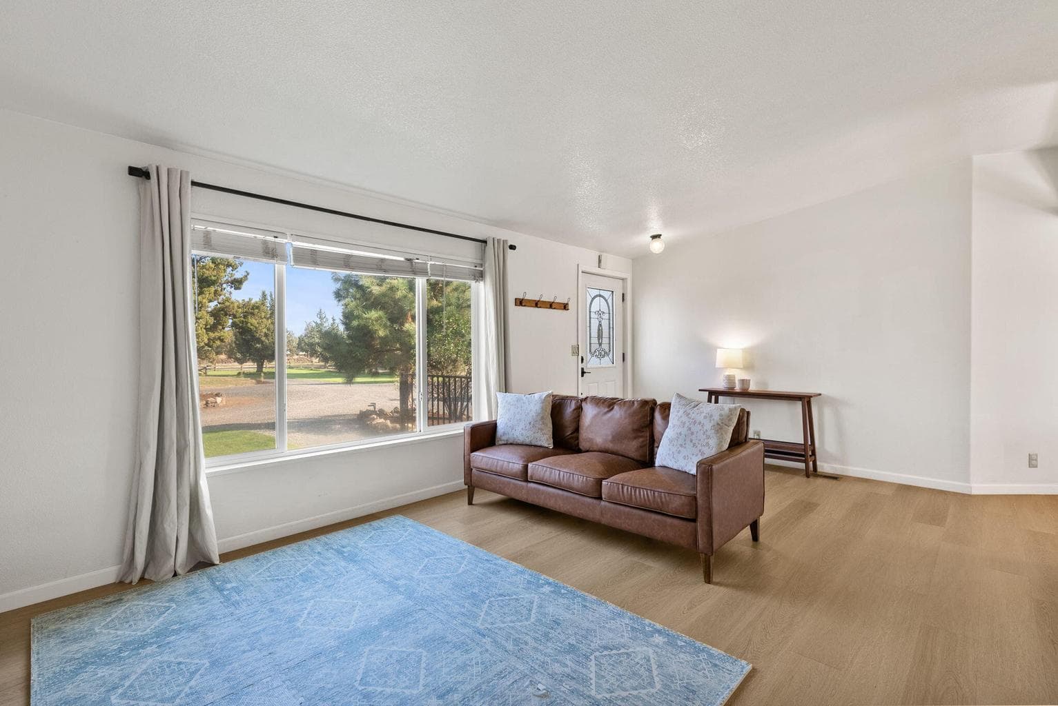 Photo of 22985 Oxbow Lane 6 of 49