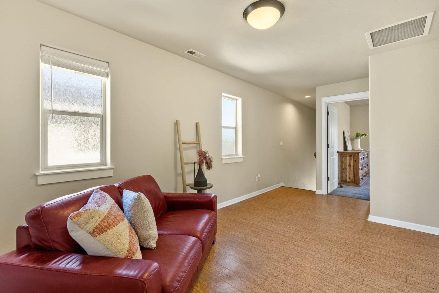 Photo of 3831 NE Purcell Boulevard 15 of 37