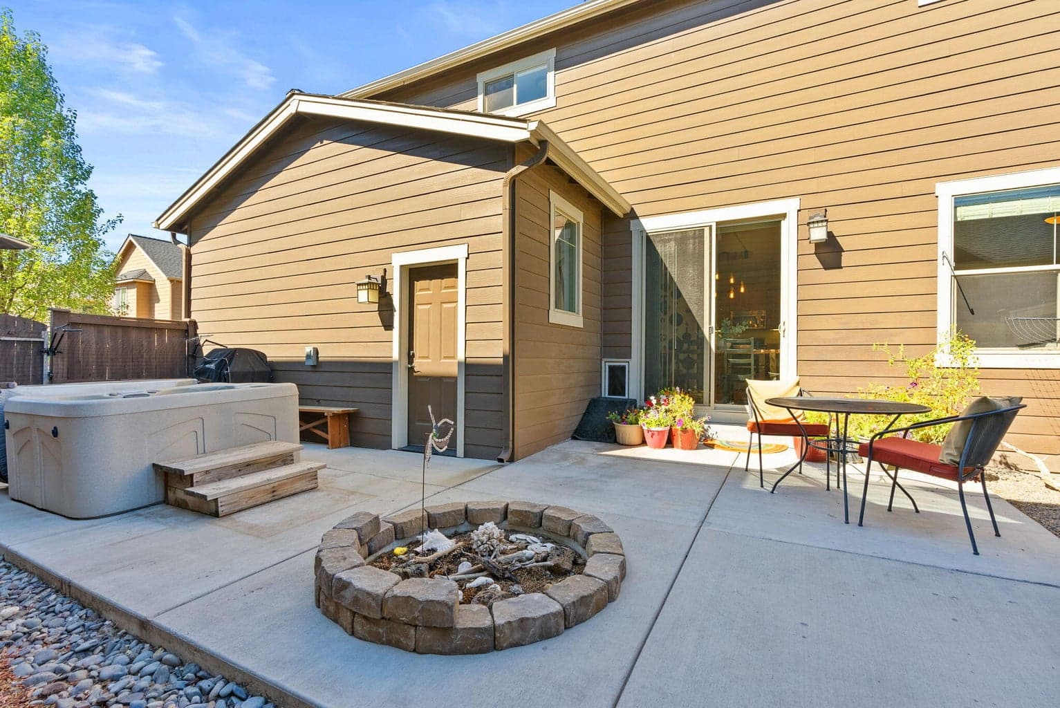 Photo of 3831 NE Purcell Boulevard 29 of 37