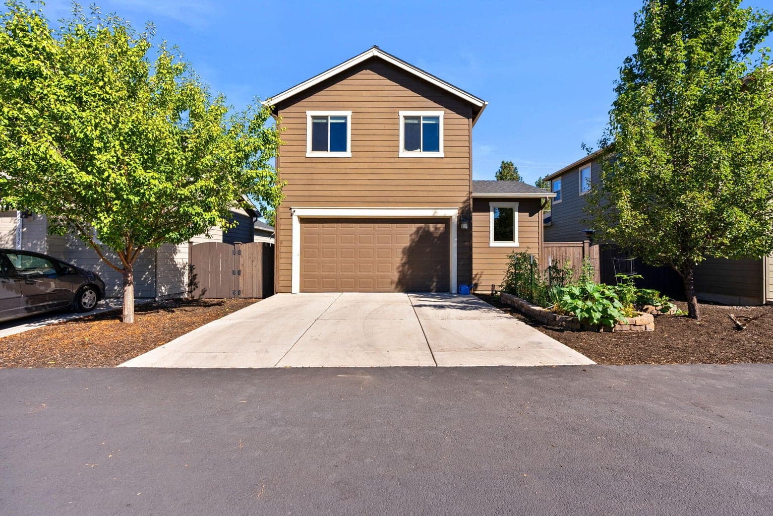 Photo of 3831 NE Purcell Boulevard 31 of 37