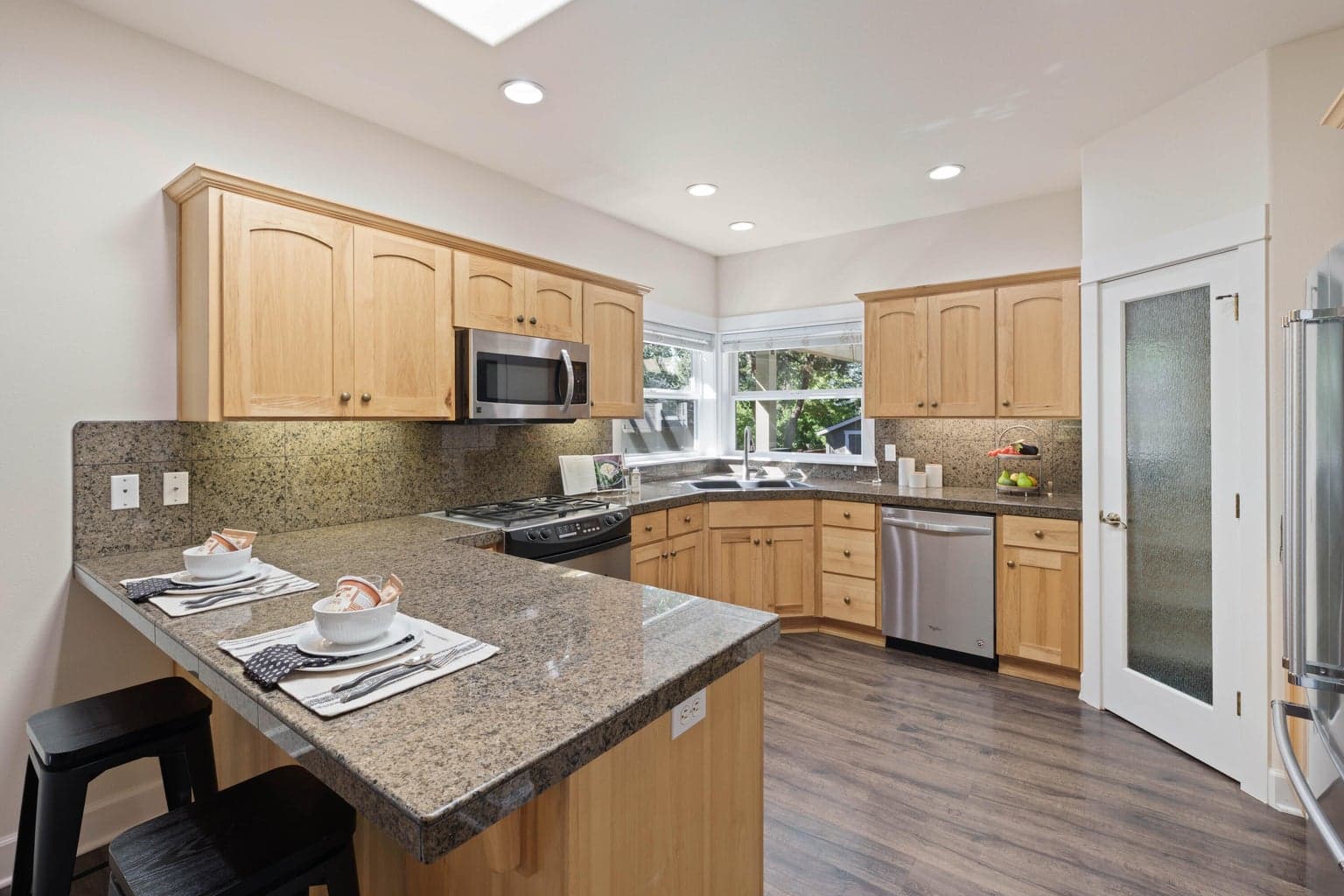 Photo of 2431 NW Awbrey Road 18 of 35