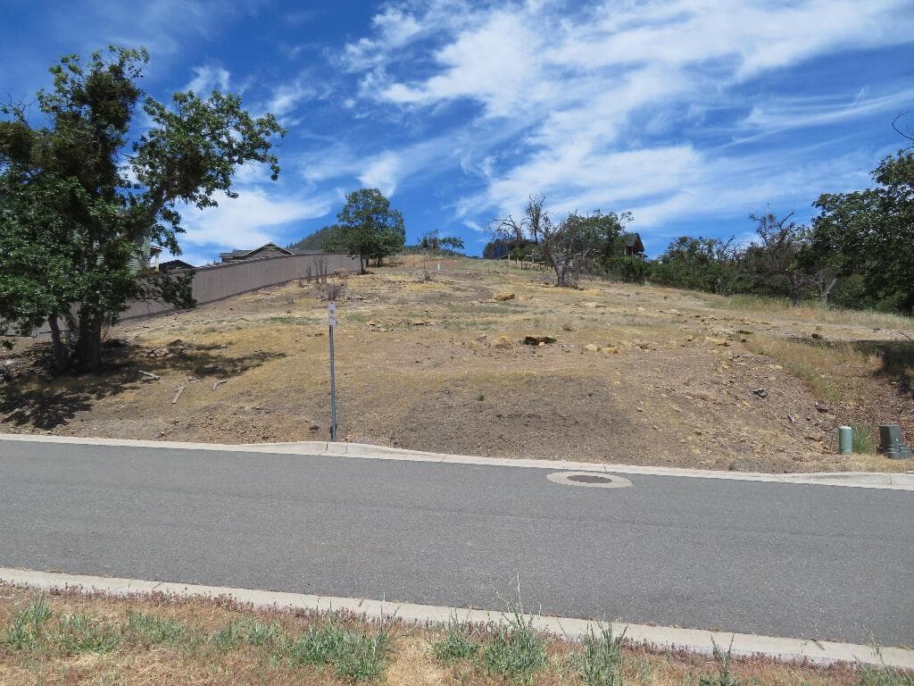 Photo of 4396 Murry Hill 3 of 6