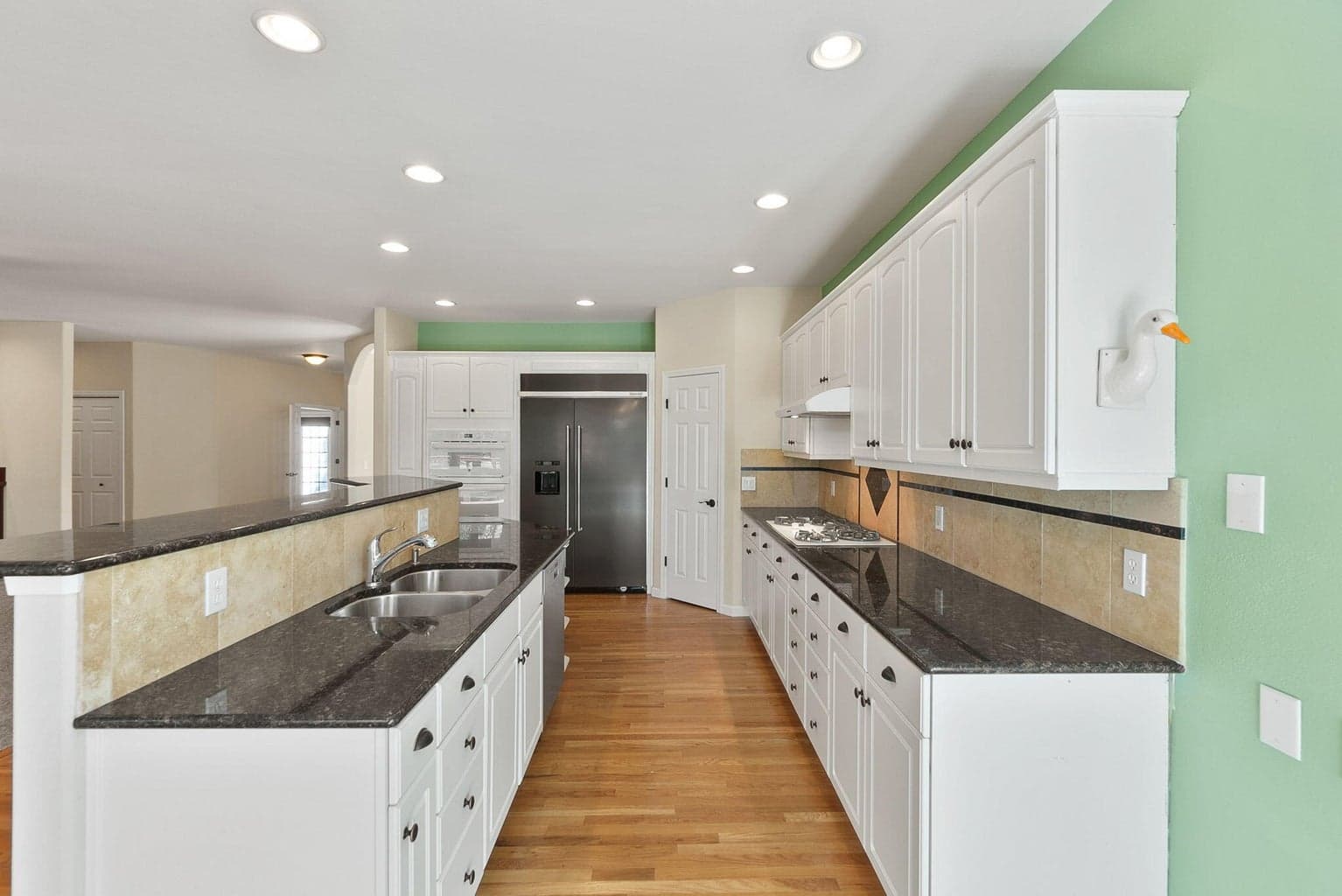 Photo of 3485 NW Braid Drive 10 of 39
