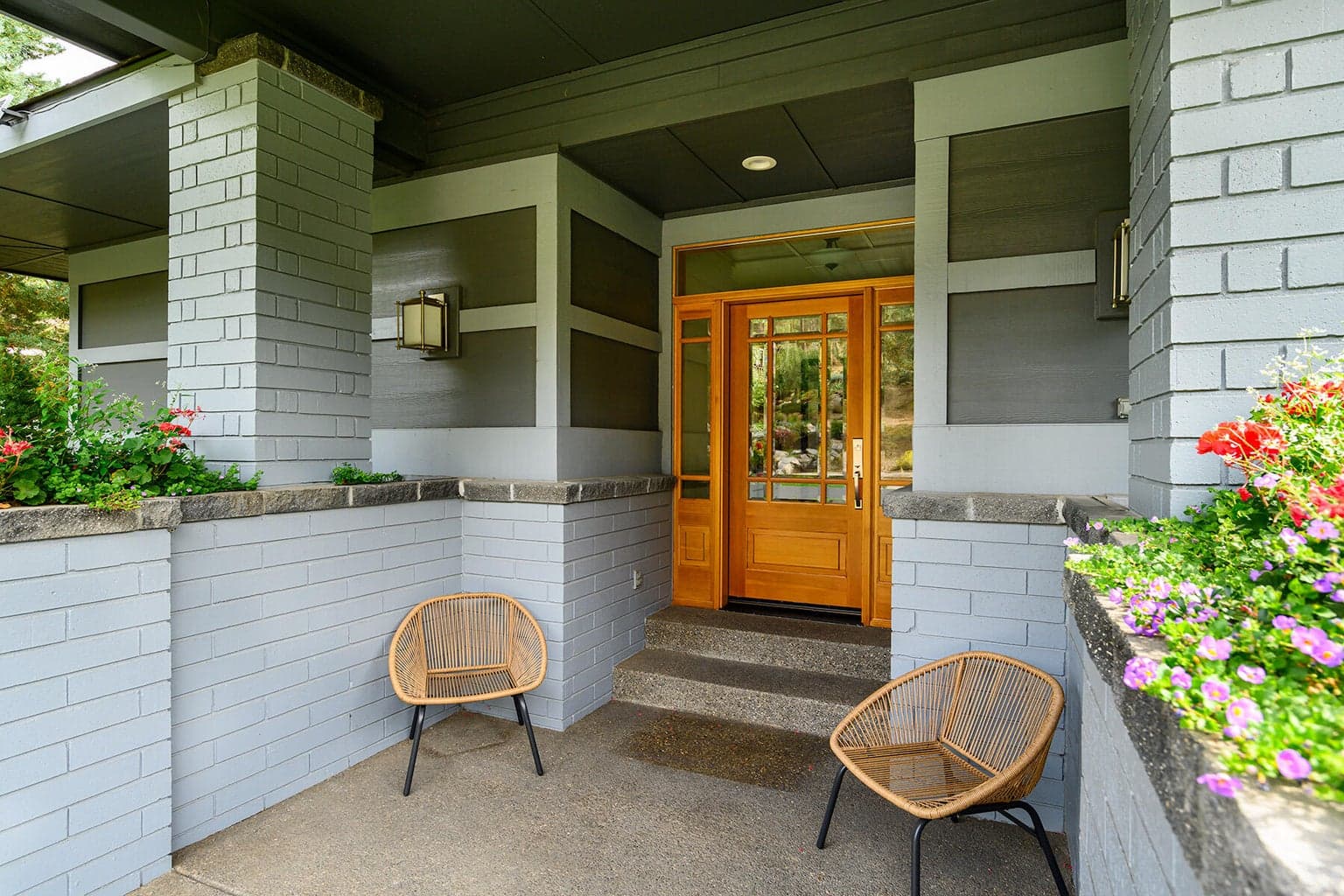 Photo of 3160 Colonial 3 of 57