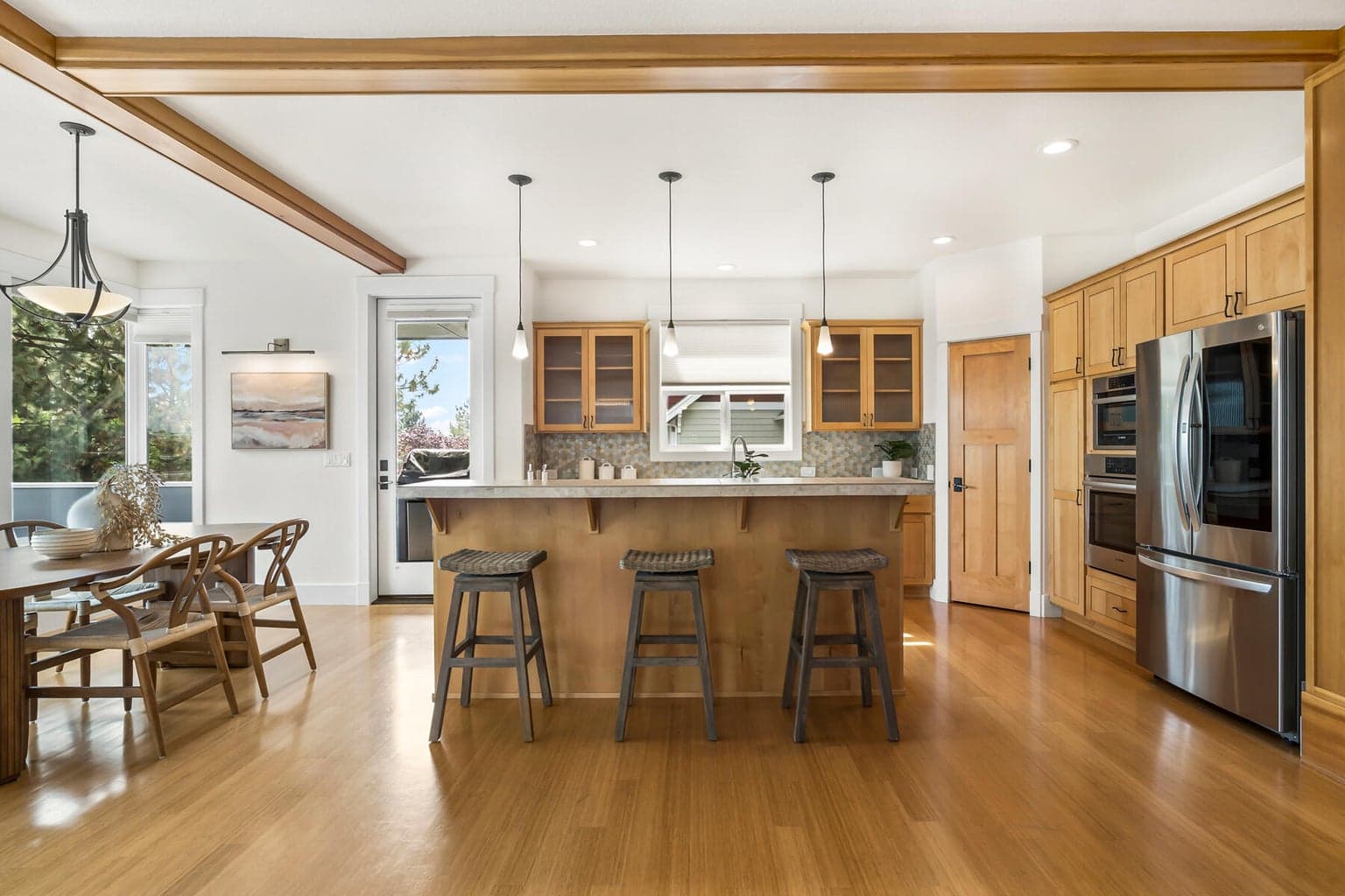 Photo of 3160 NW Colonial Drive 11 of 57