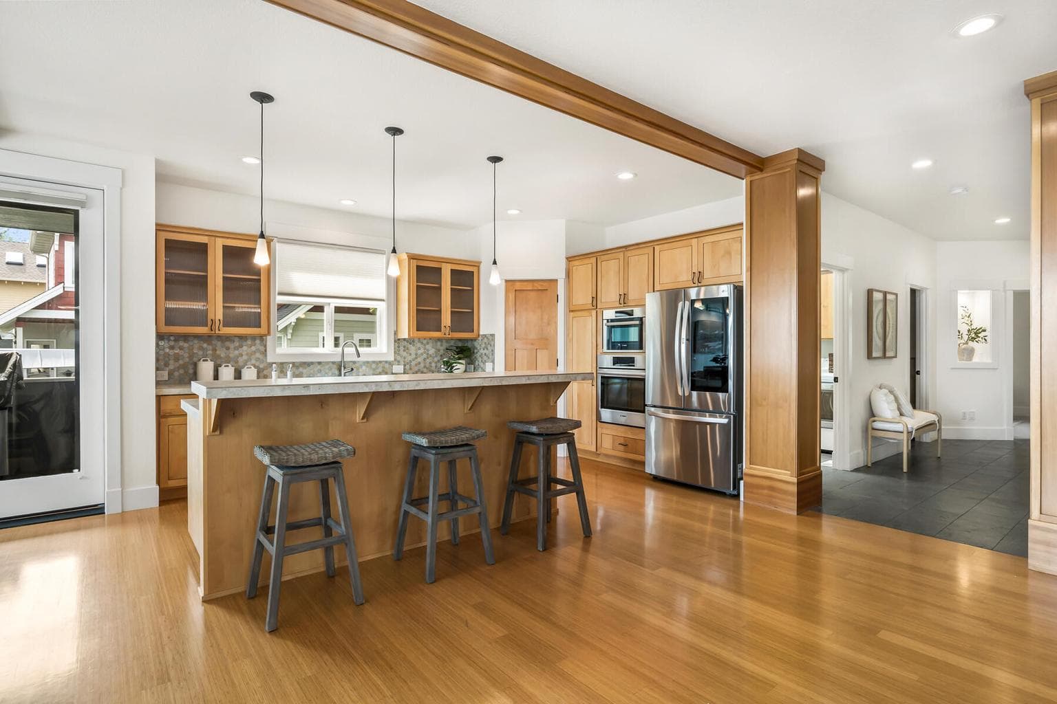 Photo of 3160 NW Colonial Drive 12 of 57