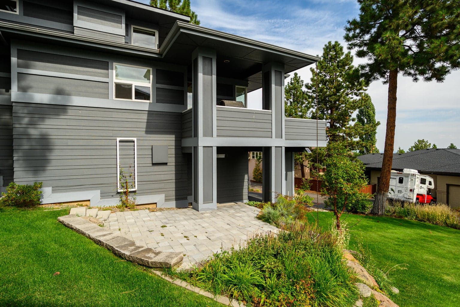 Photo of 3160 NW Colonial Drive 45 of 57