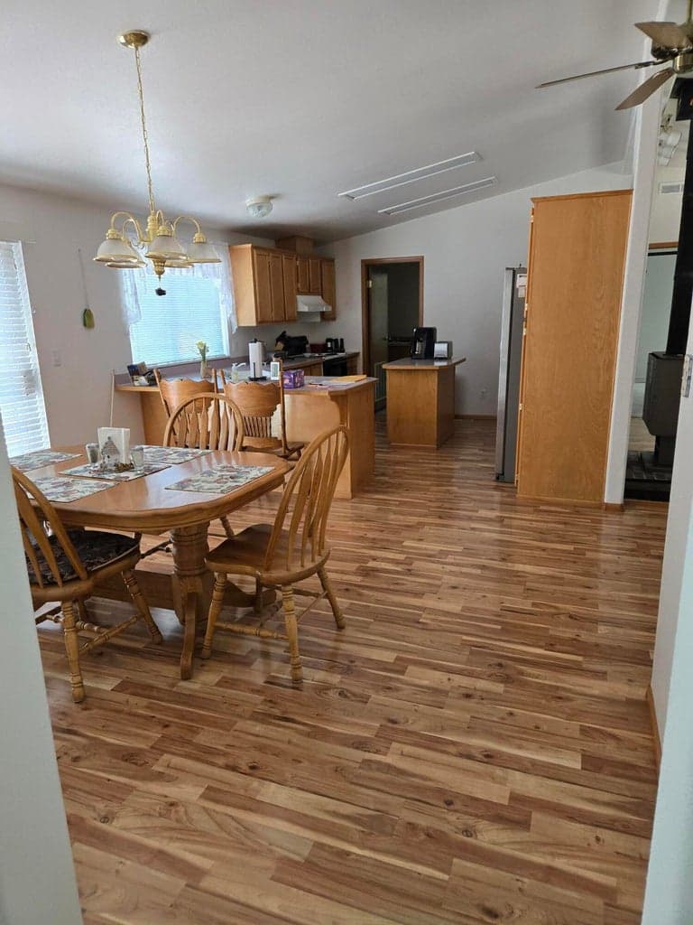 Photo of 53680 Central Way 31 of 53