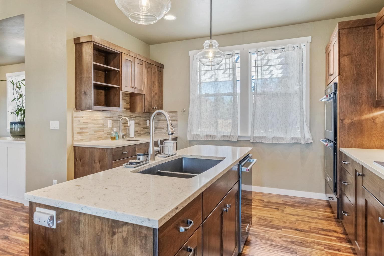 Photo of 4570 SW Yew Avenue 17 of 75