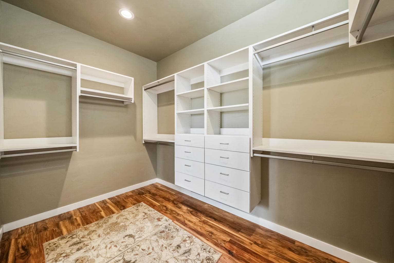 Photo of 4570 SW Yew Avenue 47 of 75