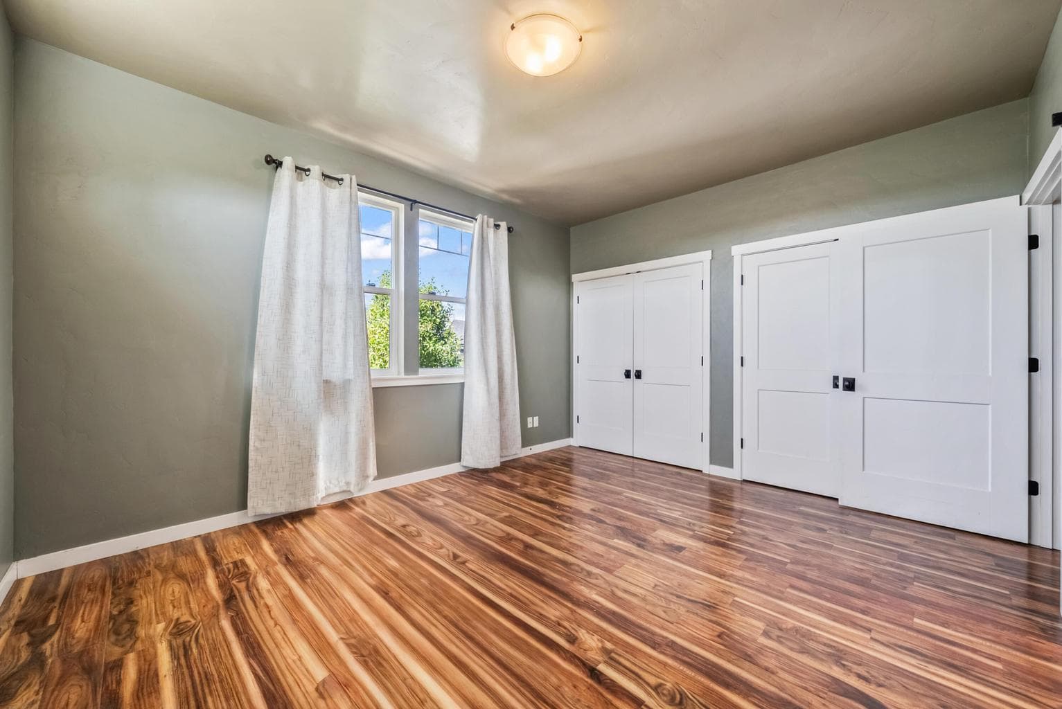 Photo of 4570 SW Yew Avenue 54 of 75