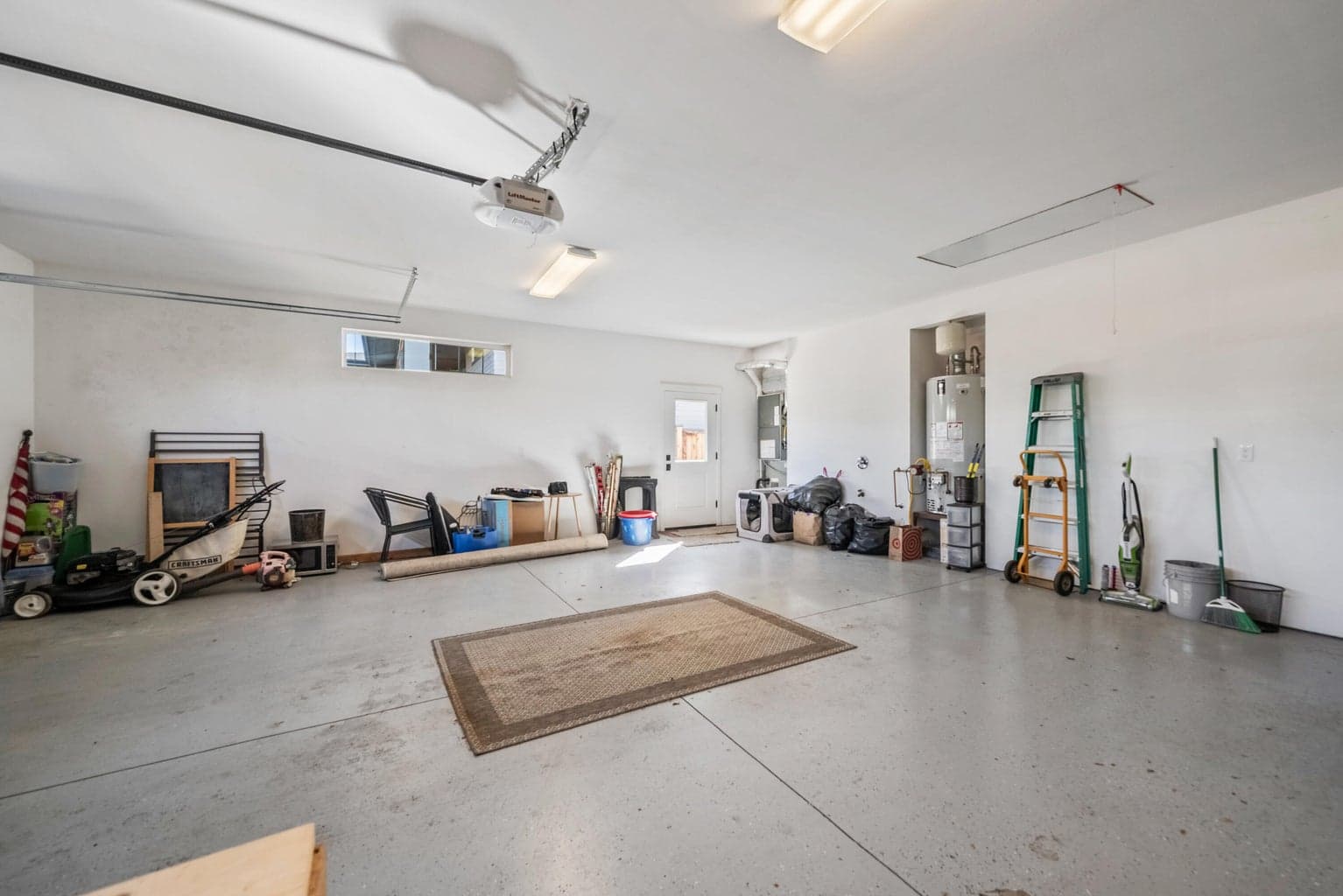 Photo of 4570 SW Yew Avenue 60 of 75