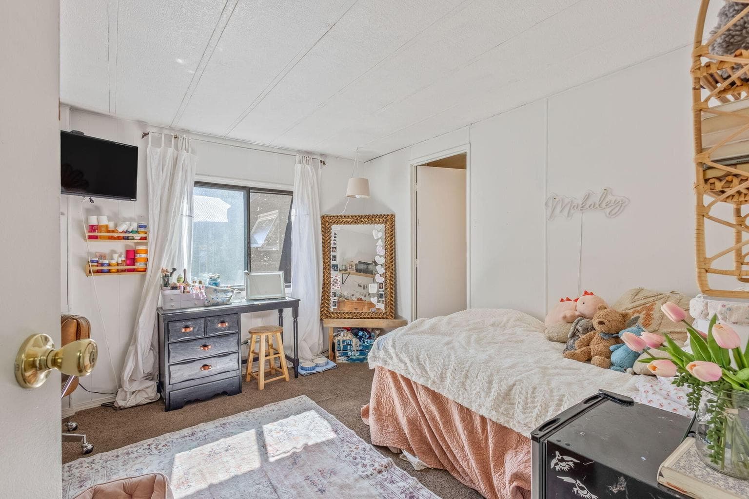 Photo of 52900 Sunrise Boulevard 26 of 48