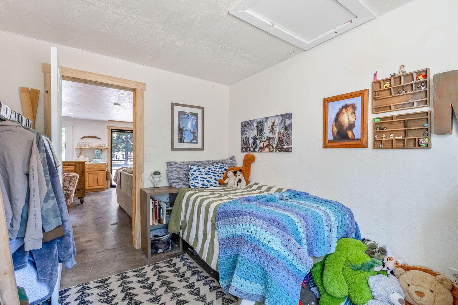 Photo of 52900 Sunrise Boulevard 32 of 48
