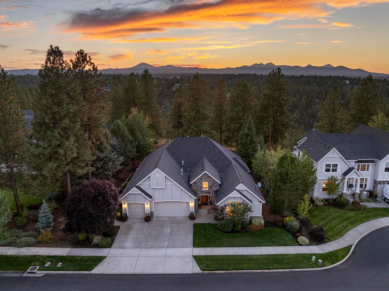 Photo of 61375 Huckleberry Place 52 of 63