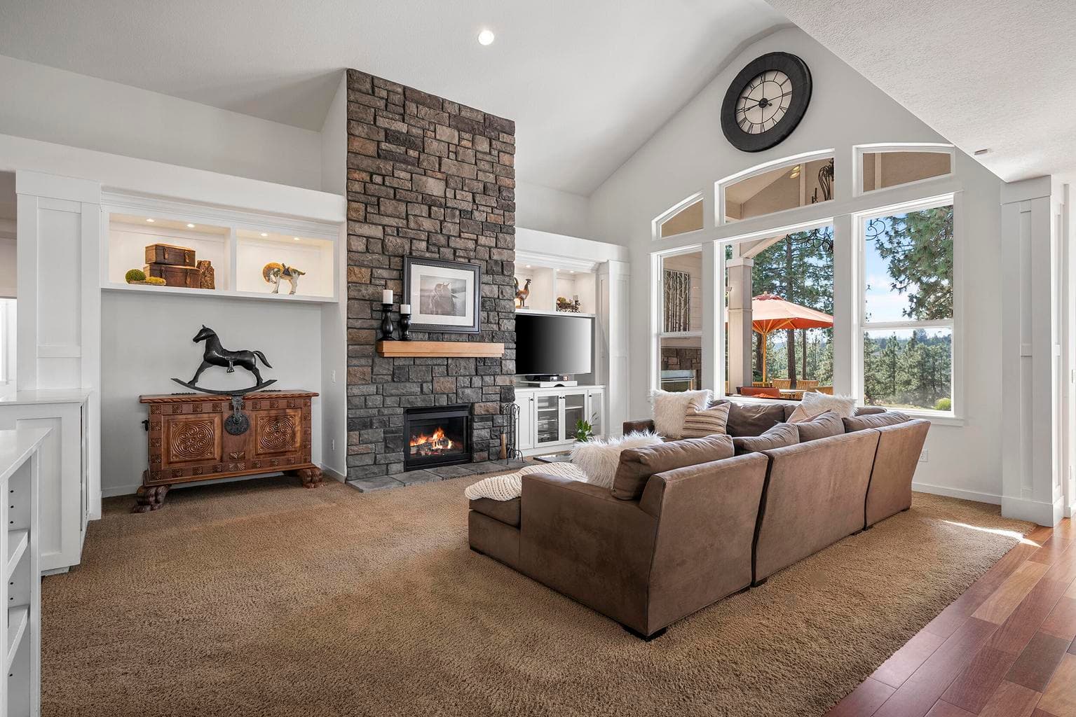Photo of 61375 Huckleberry Place 8 of 63
