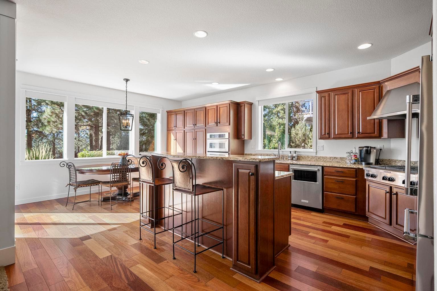 Photo of 61375 Huckleberry Place 11 of 63