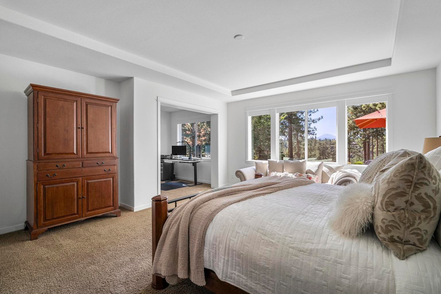 Photo of 61375 Huckleberry Place 16 of 63