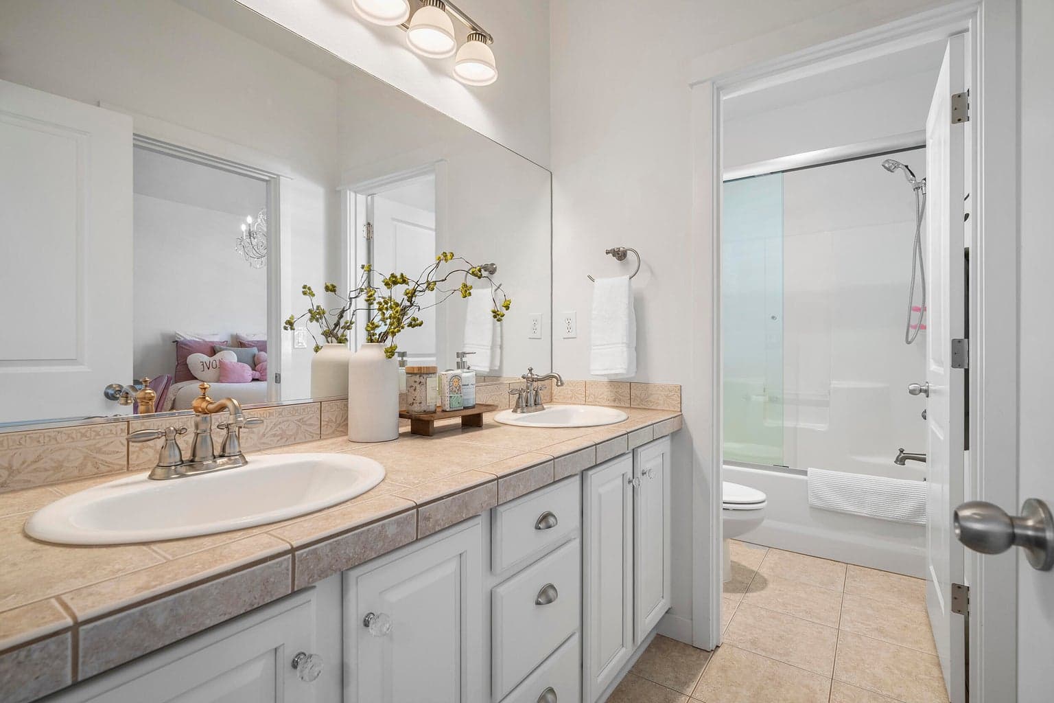 Photo of 61375 Huckleberry Place 24 of 63