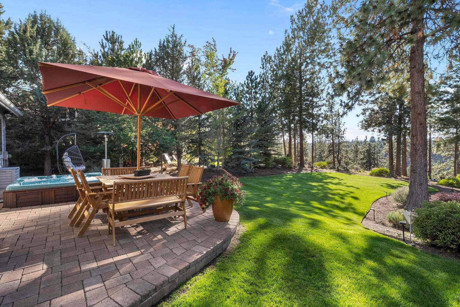 Photo of 61375 Huckleberry Place 39 of 63