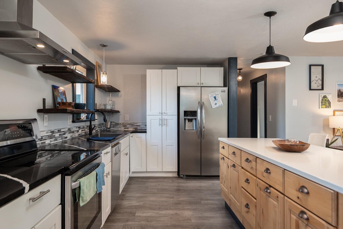 Photo of 2526 SW Salmon Avenue 9 of 15
