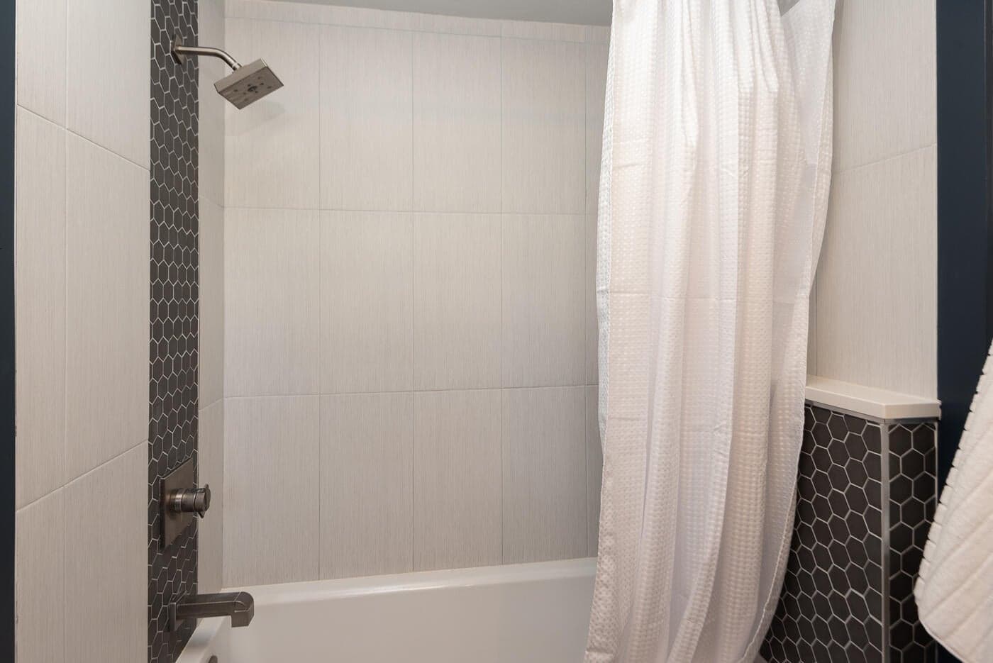 Photo of 2526 SW Salmon Avenue 15 of 15