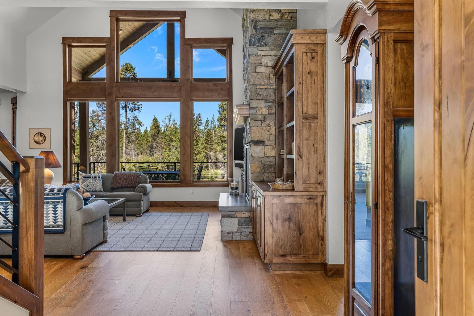 Photo of 17800 Big Leaf Lane 2 of 51