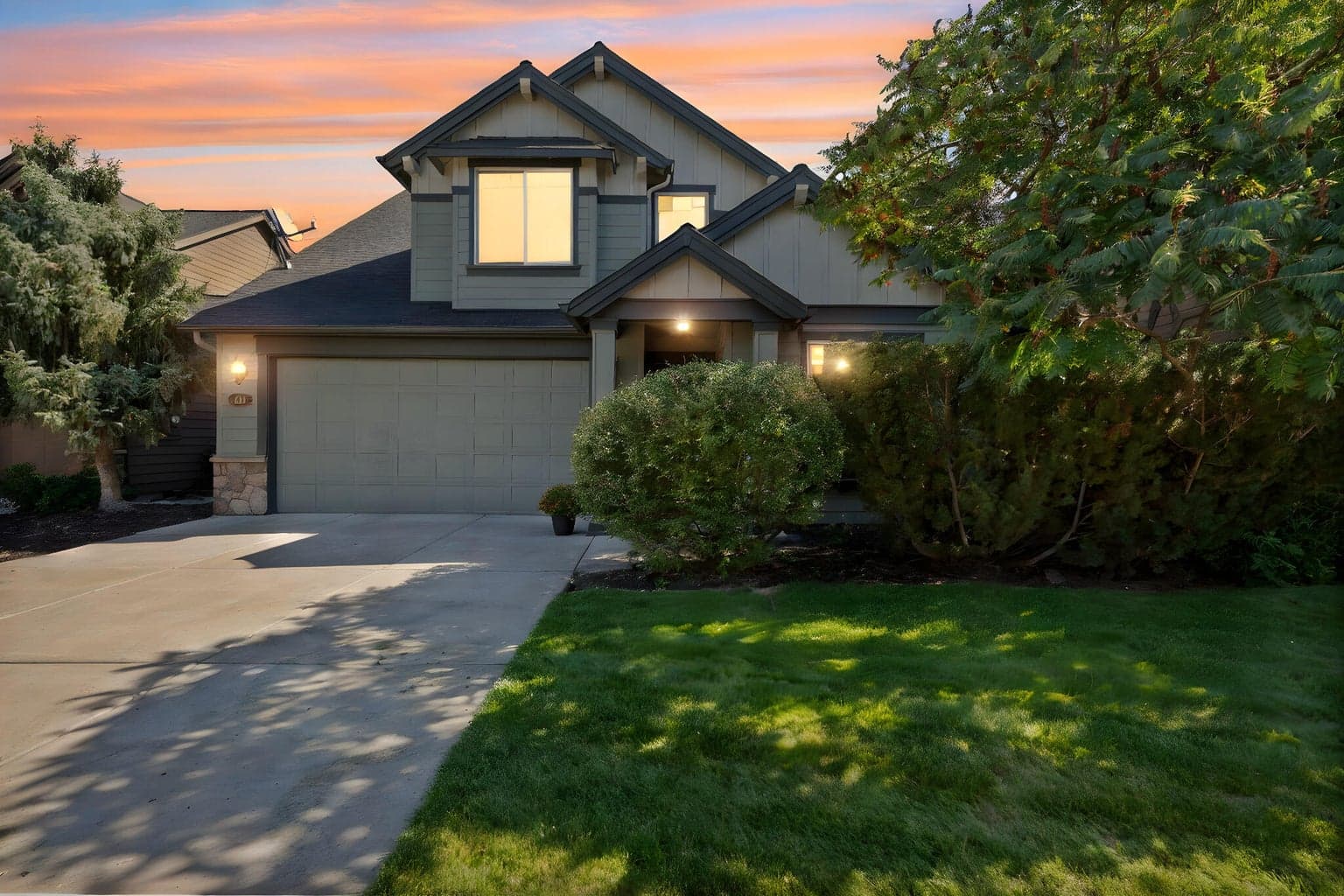 Photo of 404 29th 1 of 32
