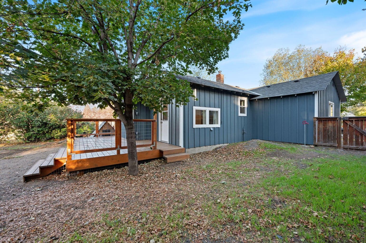Photo of 135 SE Roosevelt Avenue 24 of 36