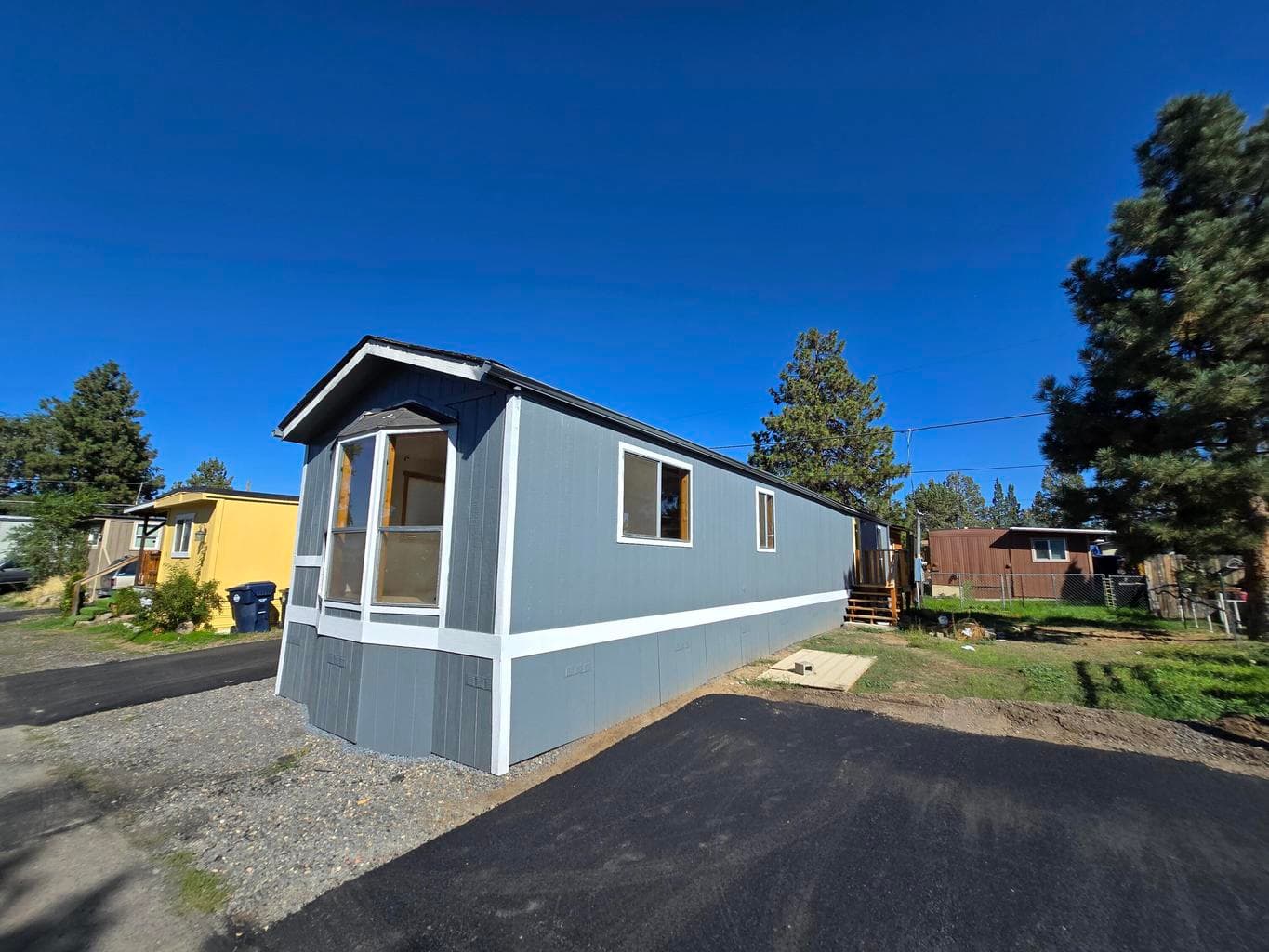 Photo of 63930 Hwy 97 3 of 21
