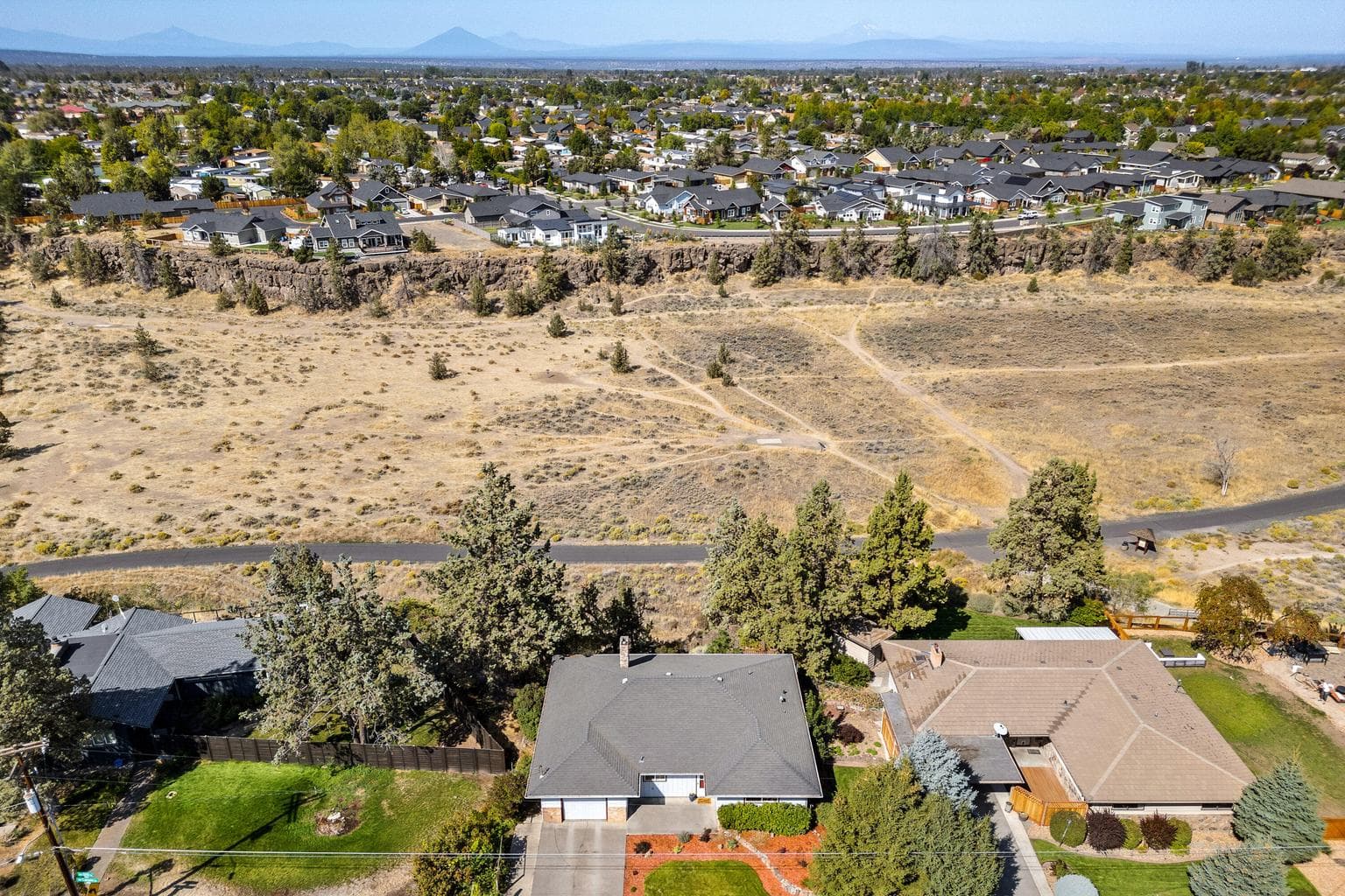 Photo of 517 NW Canyon Drive 38 of 40