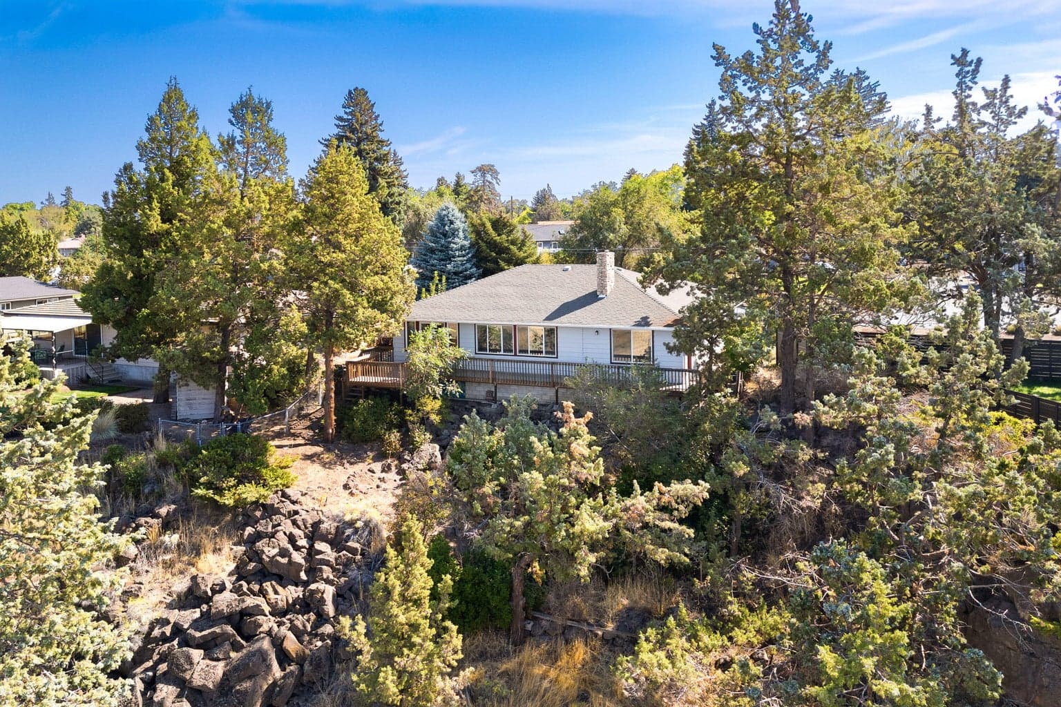 Photo of 517 NW Canyon Drive 32 of 40