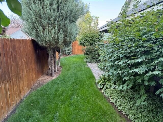 Photo of 3310 NE Mendenhall Drive 19 of 19