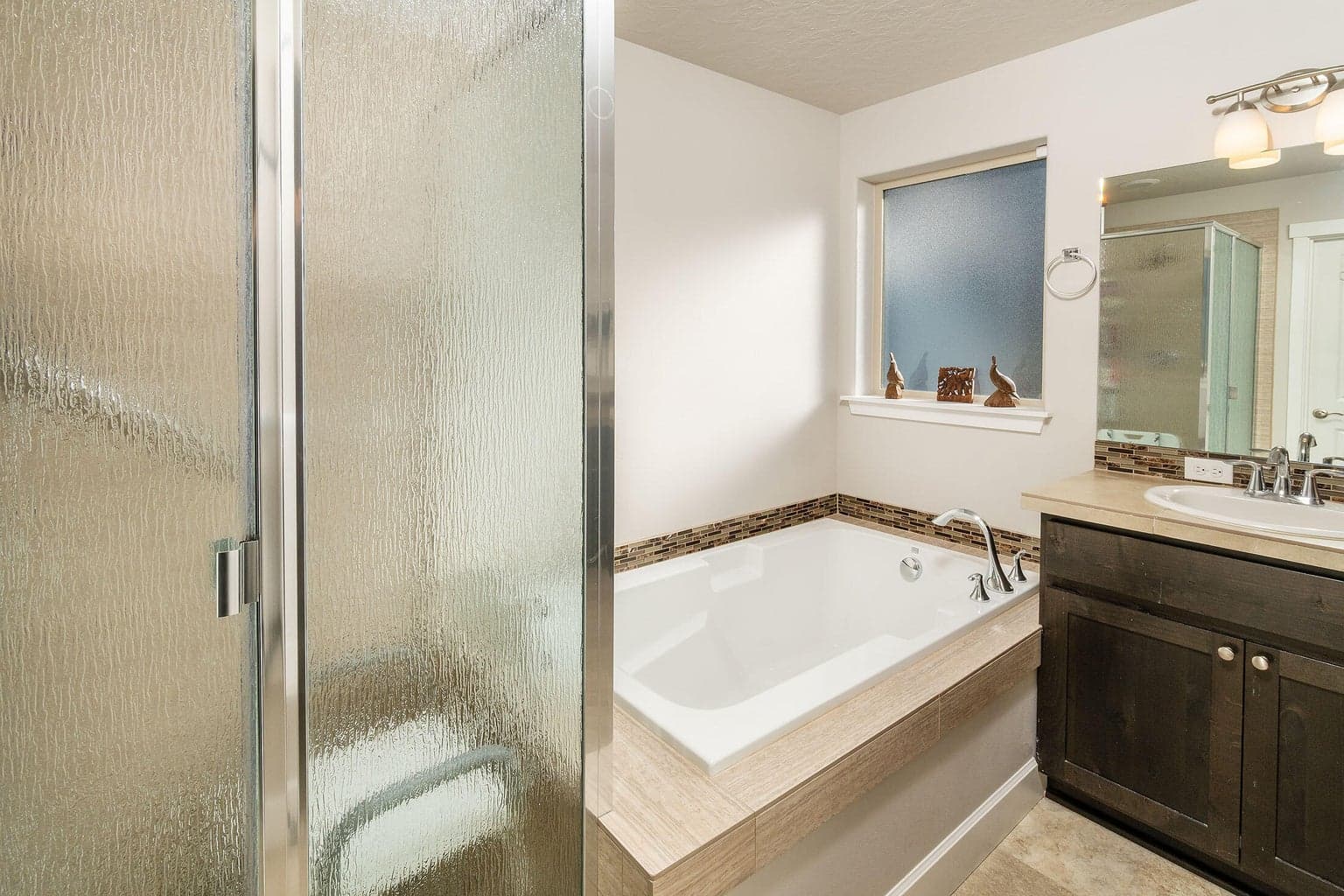 Photo of 2803 NE Faith Drive 12 of 32