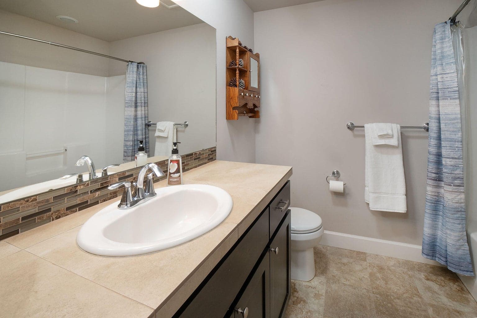 Photo of 2803 NE Faith Drive 14 of 32