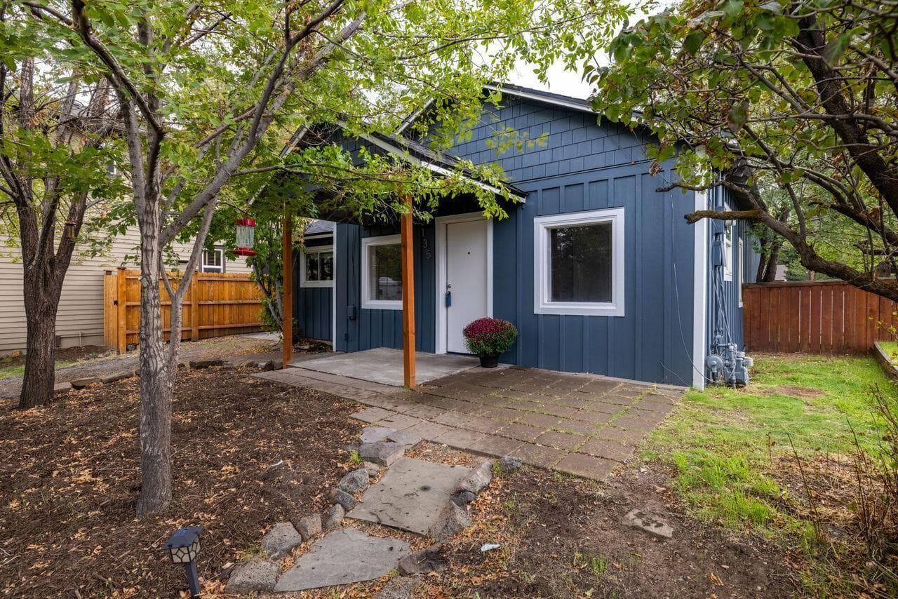 Photo of 135 Roosevelt 2 of 36