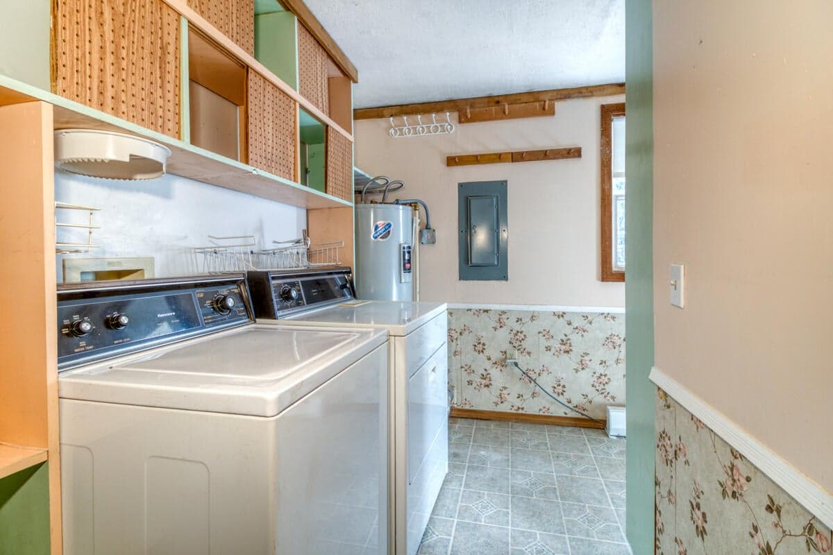 Photo of 15863 Dawn Road 9 of 40