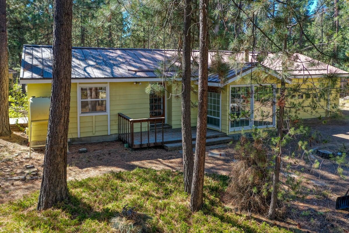 Photo of 15863 Dawn Road 32 of 40